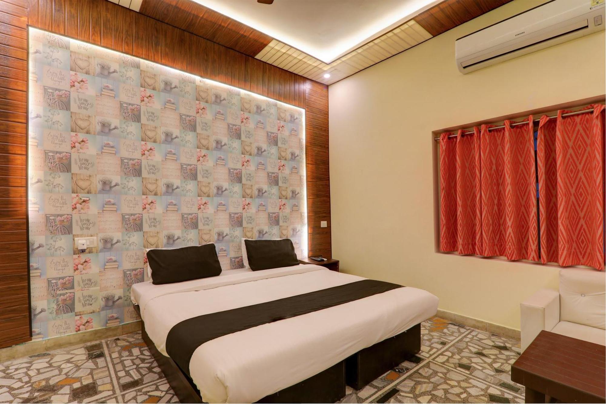 Hotel O Flagship Adbhut Moment Hotel Varanasi Exterior foto