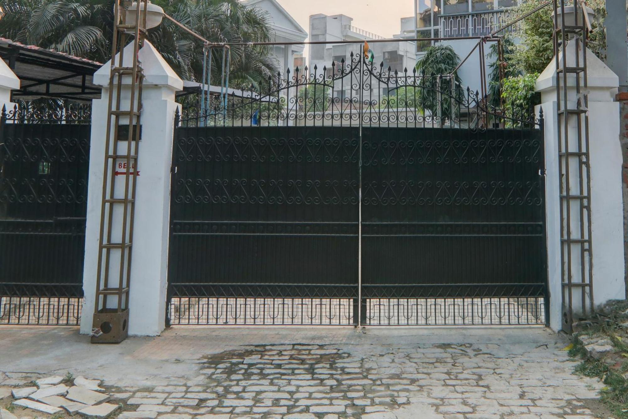 Hotel O Flagship Adbhut Moment Hotel Varanasi Exterior foto